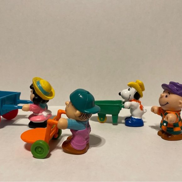 Toys Vintage 1989 Mcdonalds Happy Meal Peanuts Garden Farm Set